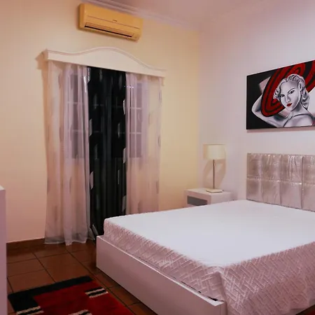 Vivenda Luxuosa