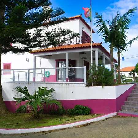 Vivenda Luxuosa *